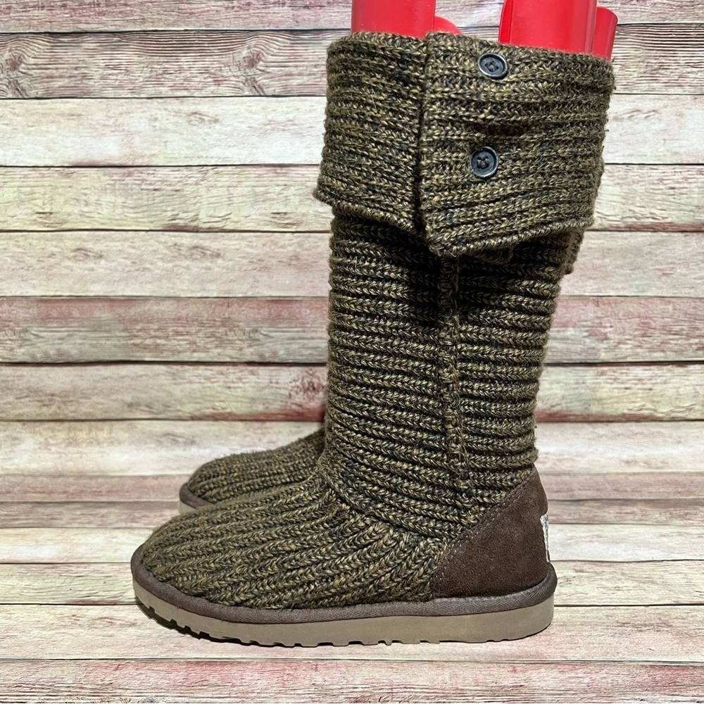 Ugg Brown Cardy Tripple Button Boots